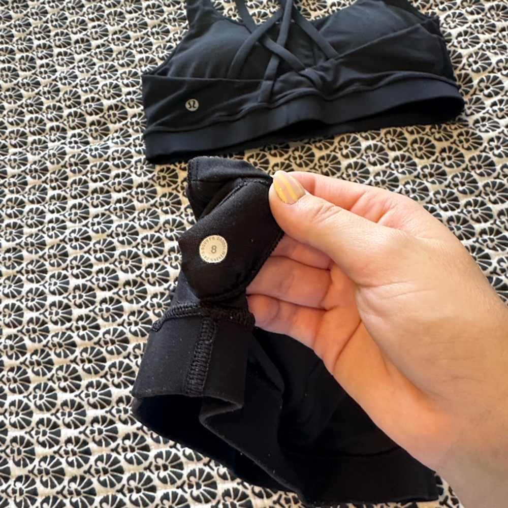 Lululemon Energy Bra - Picture 5 of 6